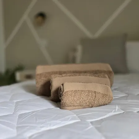 Apartment Wanderlust *